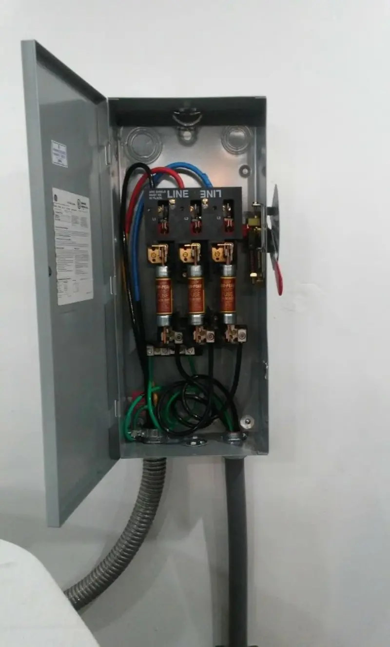 Three-phase disconnect switch installed for Smoke Detector Installation in River Edge